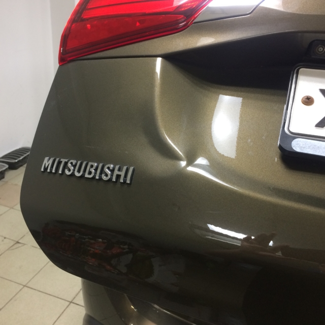 Автомобиль Mitsubishi Outlander 