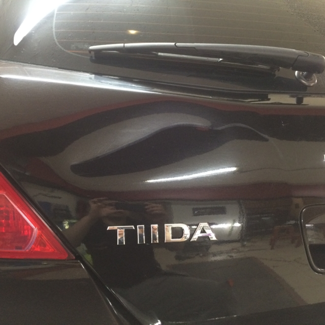 Автомобиль Nissan Tiida 